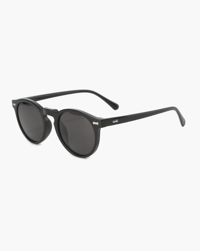 Polarized Sunglasses with Timeless Elegance