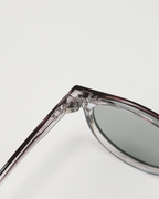 Polarized Sunglasses with Timeless Elegance