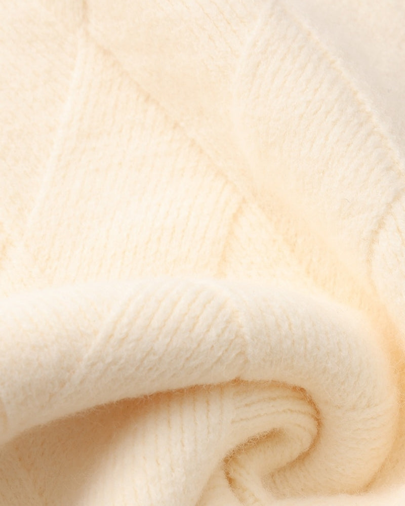 Diamond Pattern Knit Crew Sweater