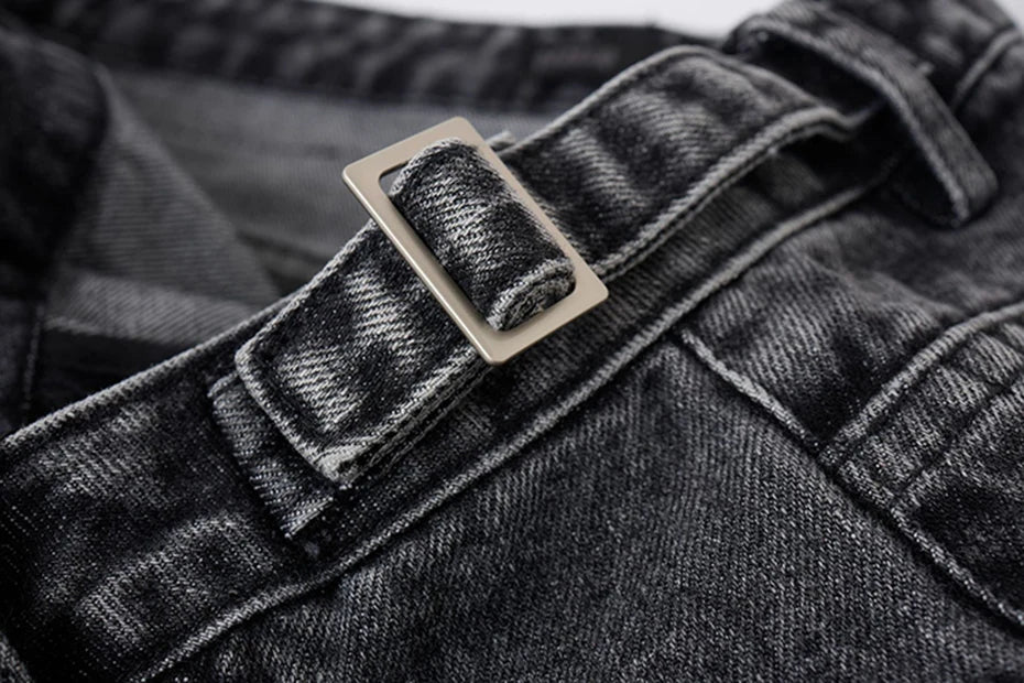 Buckle Detail Jorts