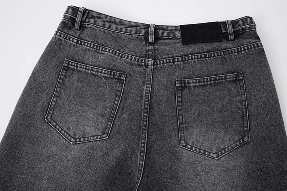 Buckle Detail Jorts