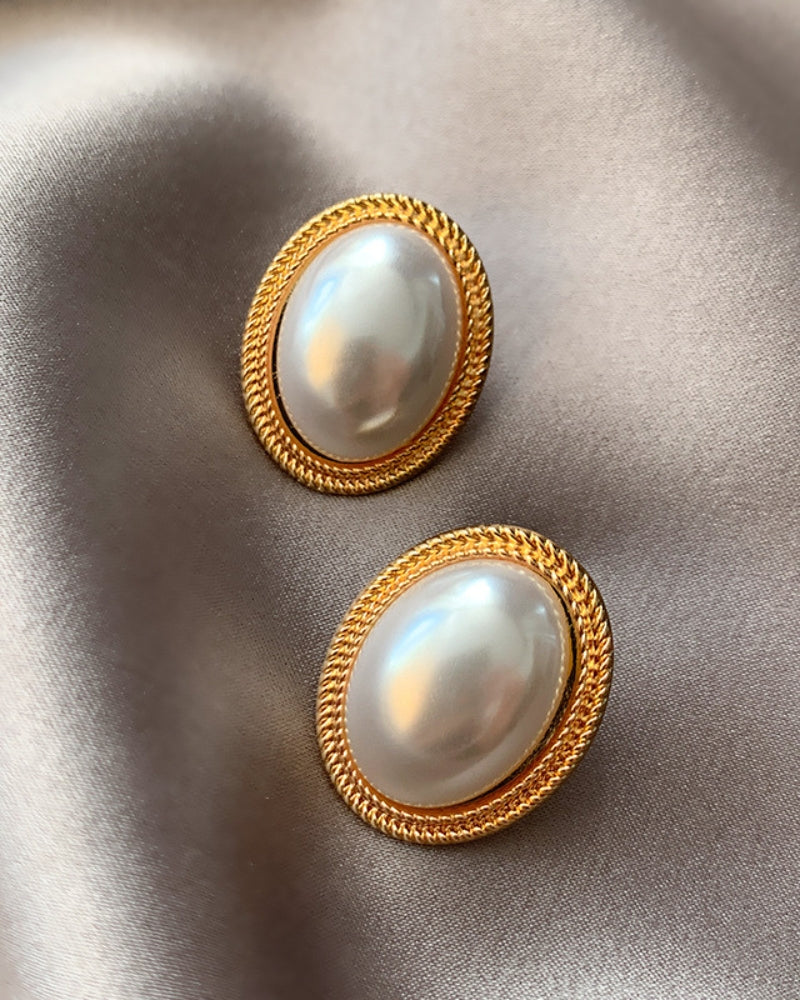 Lustrous Oval Pearl Stud Earrings