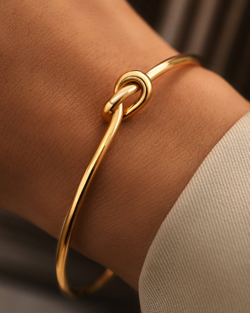 Infinity Loop Bracelet