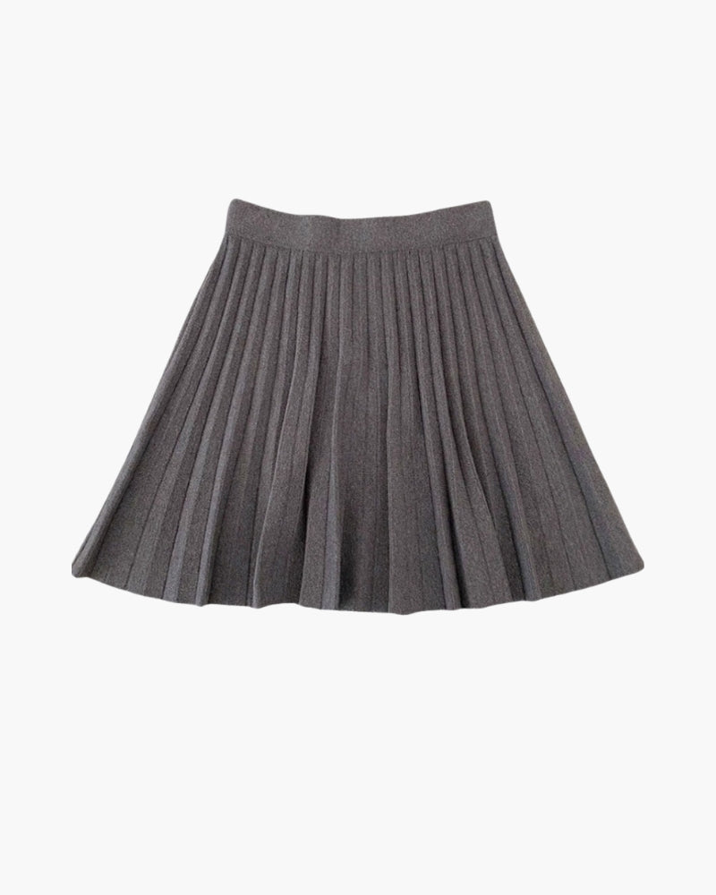 Wool Mini Skirt with Pleated Oxford Design