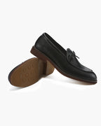 Elegant Lace-Trimmed Loafer