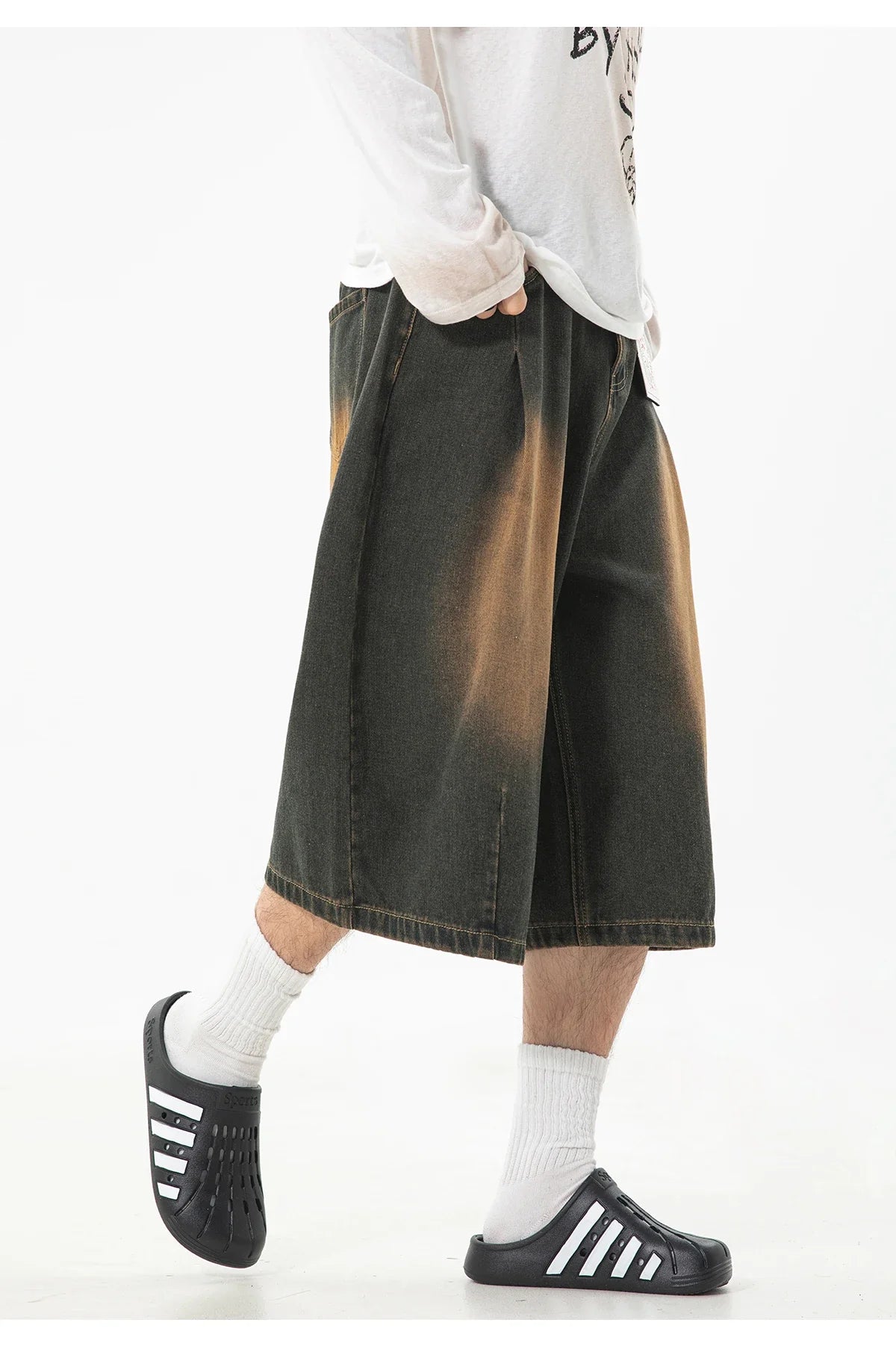 Pleat Front Vintage Wash Jorts