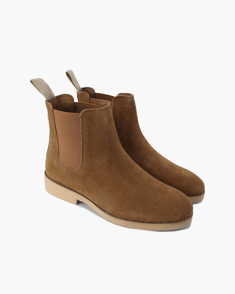 Classic Chelsea Boots with Timeless Elegance