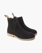 Classic Chelsea Boots with Timeless Elegance